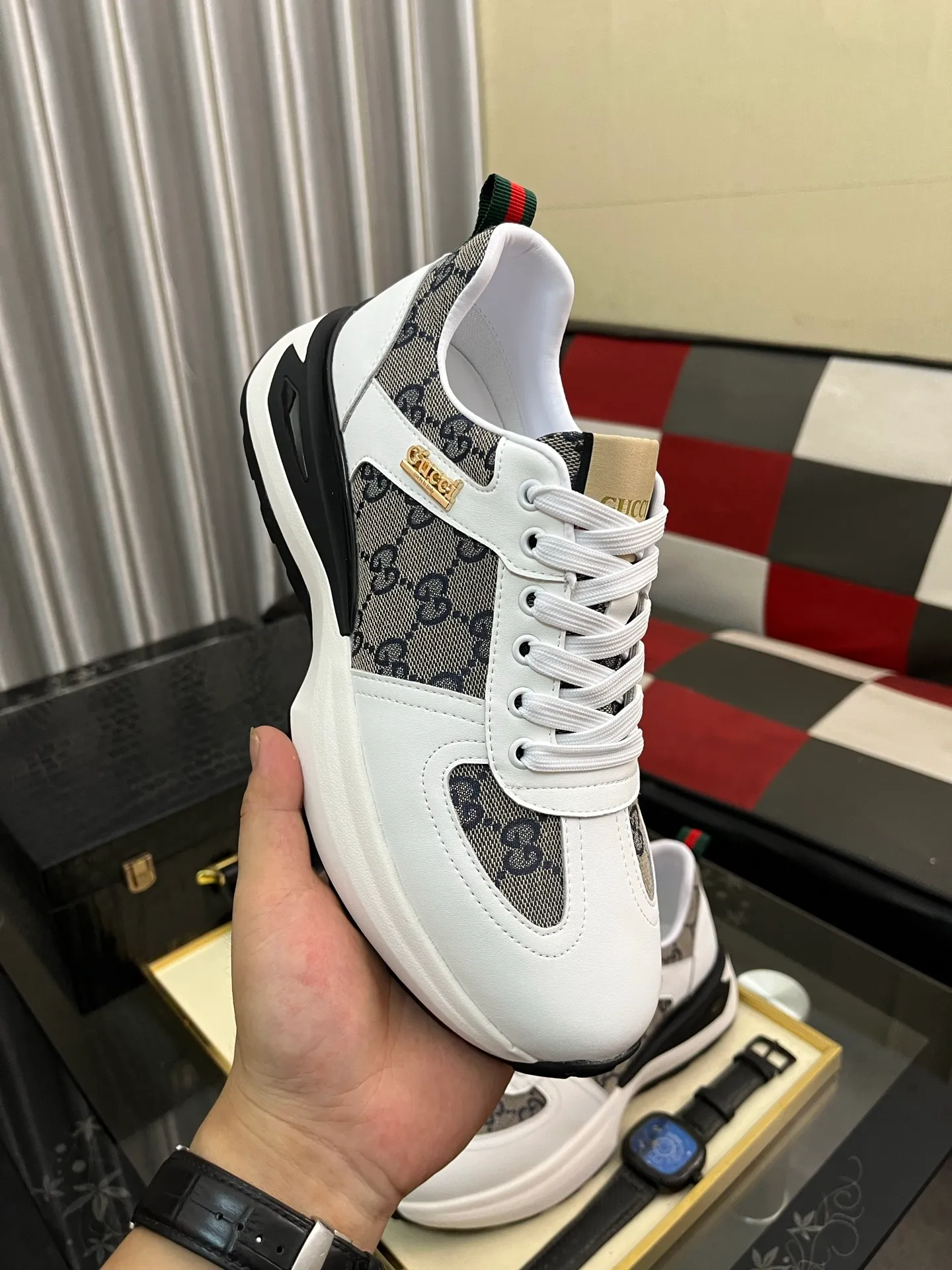 Men's Men's Shoes💰458⌚️⌚️[GUCCI] Gucci men's casual shoes are absolutely popular🔥The ultimate matching item for trendy men! The charm of super texture is irresistible, the main recommendation, the flower leather color is bright! The upper is made of high-quality brand printed fabric with cowhide, breathable leather lining and wear-resistant rubber sole, noble and elegant! Extremely comfortable🎁🎁You can be as handsome as you want💪 38-444️⃣colors available